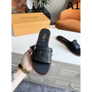 2026 人気いっぱい LOUIS VUITTON ルイヴィトン レディースサンダル 商品画像 1