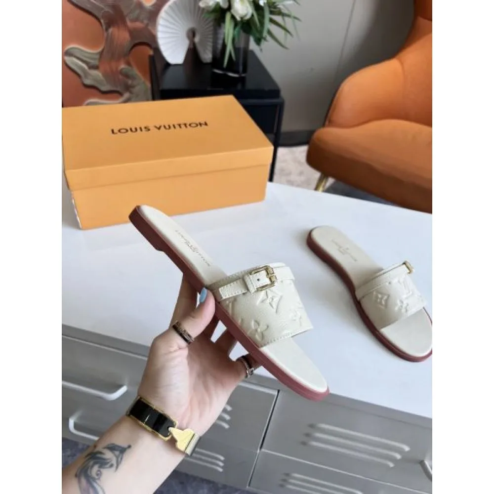 2026 人気いっぱい LOUIS VUITTON ルイヴィトン レディースサンダル 商品画像 7