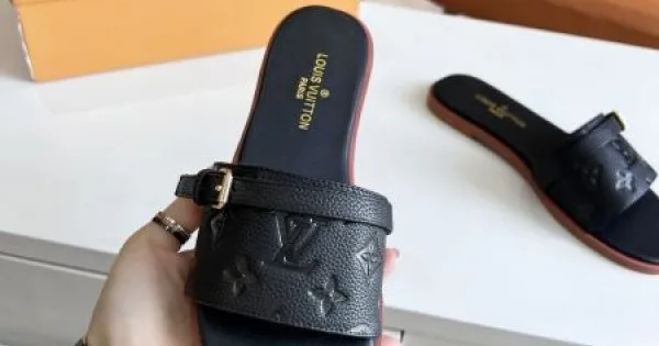 2026 人気いっぱい LOUIS VUITTON ルイヴィトン レディースサンダル 商品画像 11