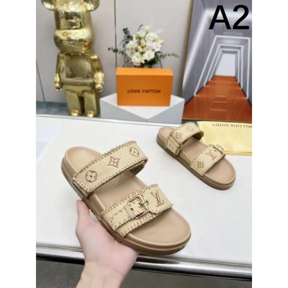 2026 新作すぐ届く LOUIS VUITTON ルイヴィトン レディースサンダル 商品画像 2