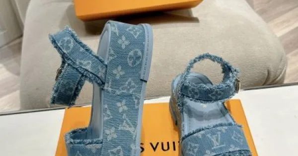 2026 デザイン高い LOUIS VUITTON ルイヴィトン レディースサンダル 商品画像 11