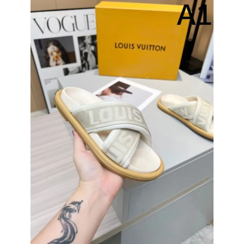 2026 数量限定特売 LOUIS VUITTON ルイヴィトン レディースサンダル 商品画像 1