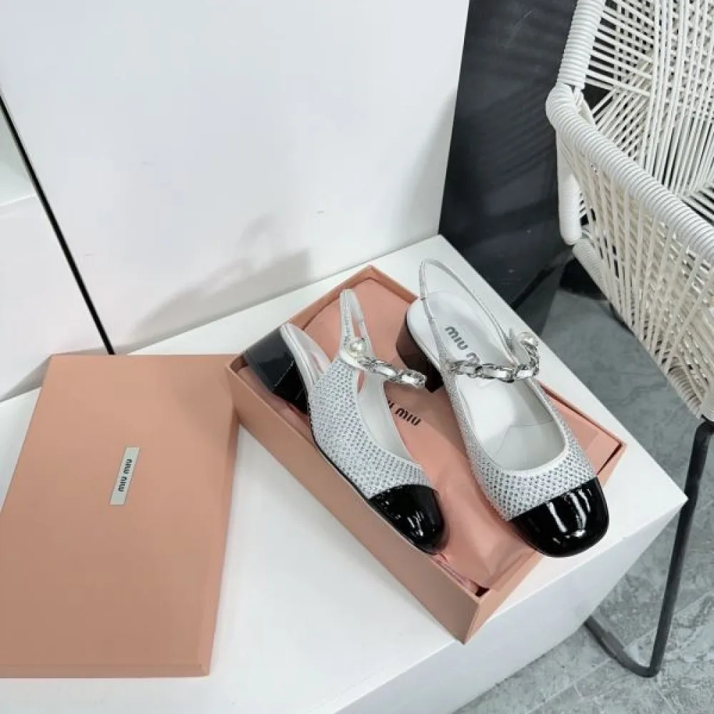 2026 抜群な新鮮度 MIU MIU ミュウミュウ レディースサンダル 商品画像 7