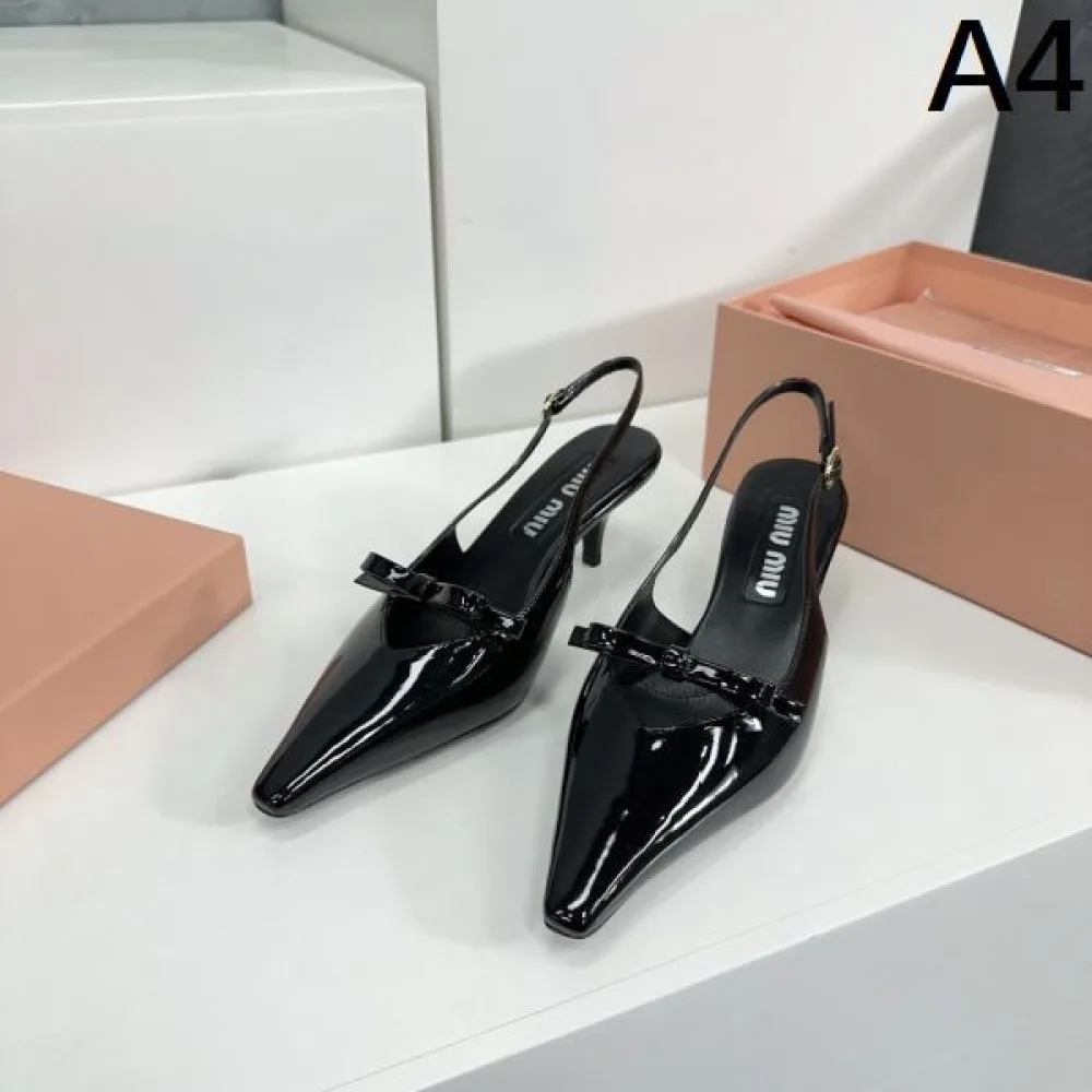 2026 定番人気商品 MIU MIU ミュウミュウ レディースサンダル 商品画像 4