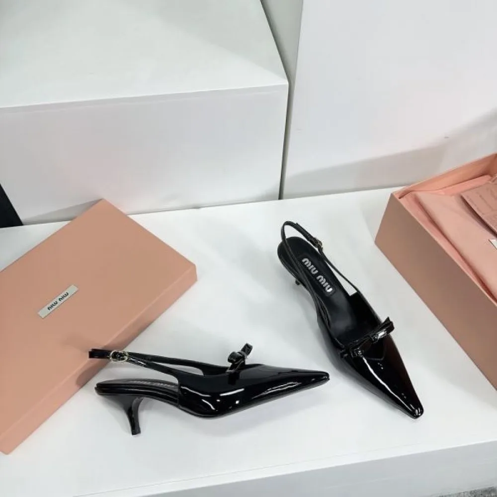 2026 定番人気商品 MIU MIU ミュウミュウ レディースサンダル 商品画像 7