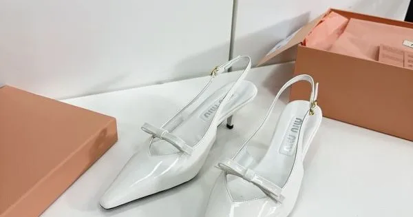 2026 定番人気商品 MIU MIU ミュウミュウ レディースサンダル 商品画像 11