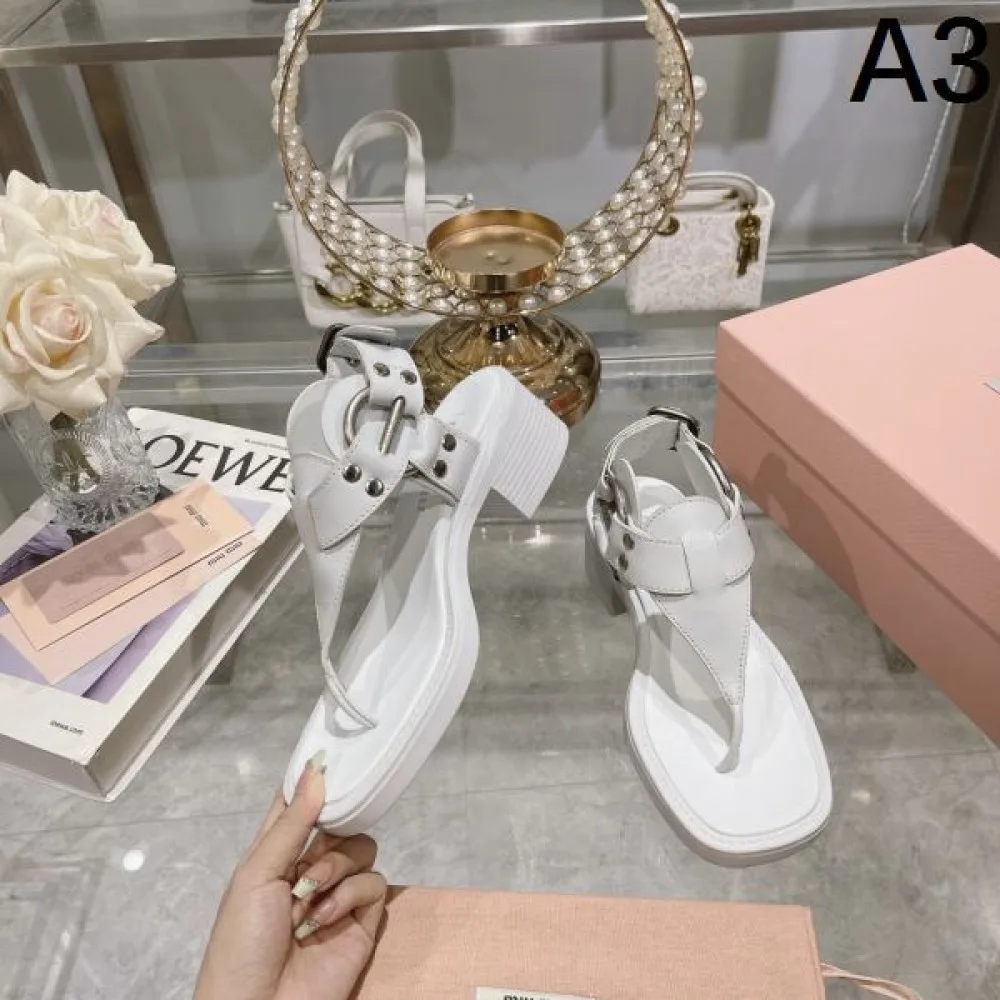 2026 もうすぐ日本上陸 MIU MIU ミュウミュウ レディースサンダル 商品画像 3