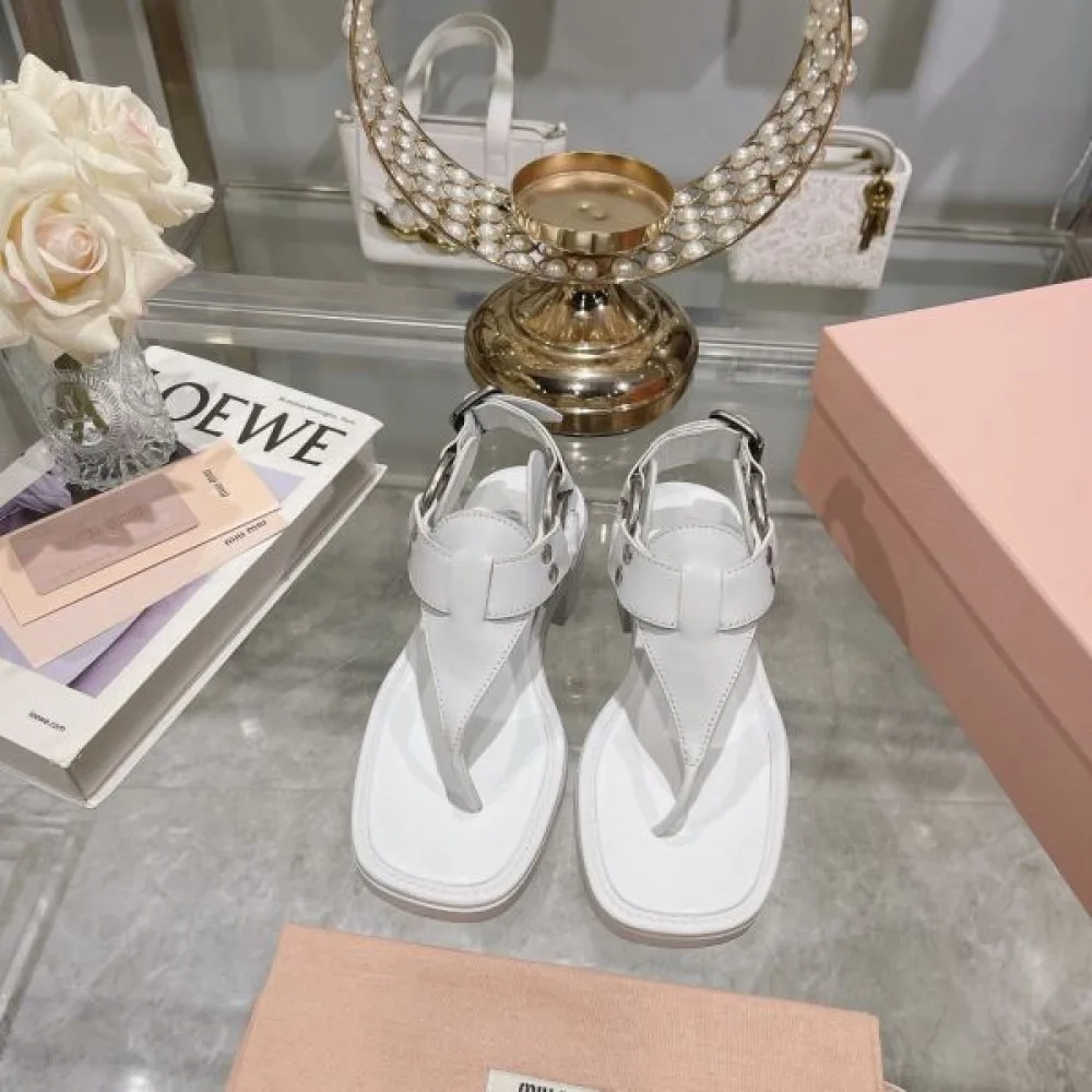 2026 もうすぐ日本上陸 MIU MIU ミュウミュウ レディースサンダル 商品画像 4