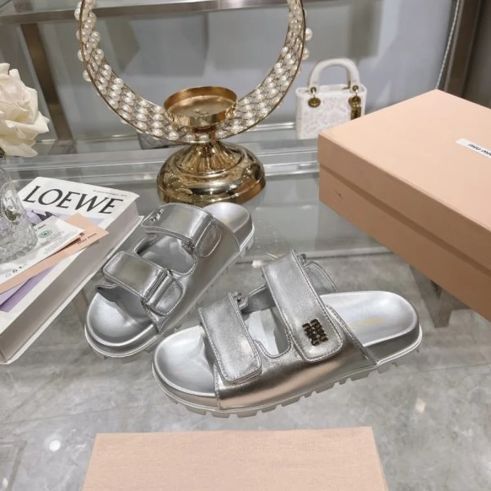 2026 最新でおしゃれな MIU MIU ミュウミュウ レディーススリッパ 商品画像 5