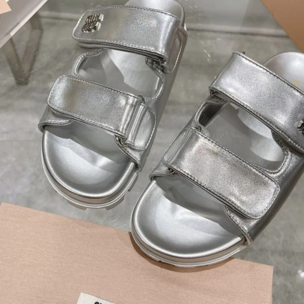 2026 最新でおしゃれな MIU MIU ミュウミュウ レディーススリッパ 商品画像 8