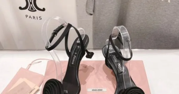 2026 衝撃セールで破格 MIU MIU ミュウミュウ レディースサンダル 商品画像 11
