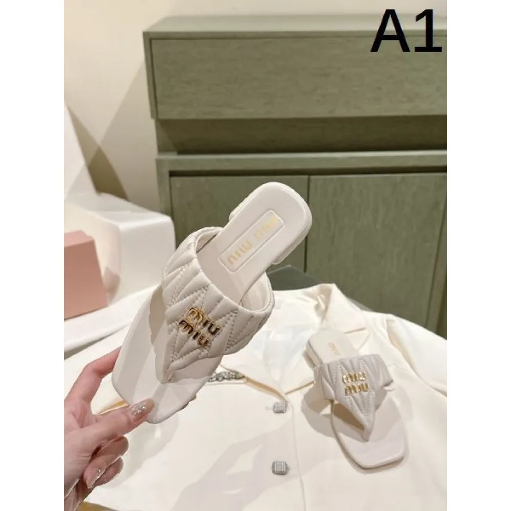 2026 TOPセラー賞受賞! MIU MIU ミュウミュウ レディーススリッパ 商品画像 1