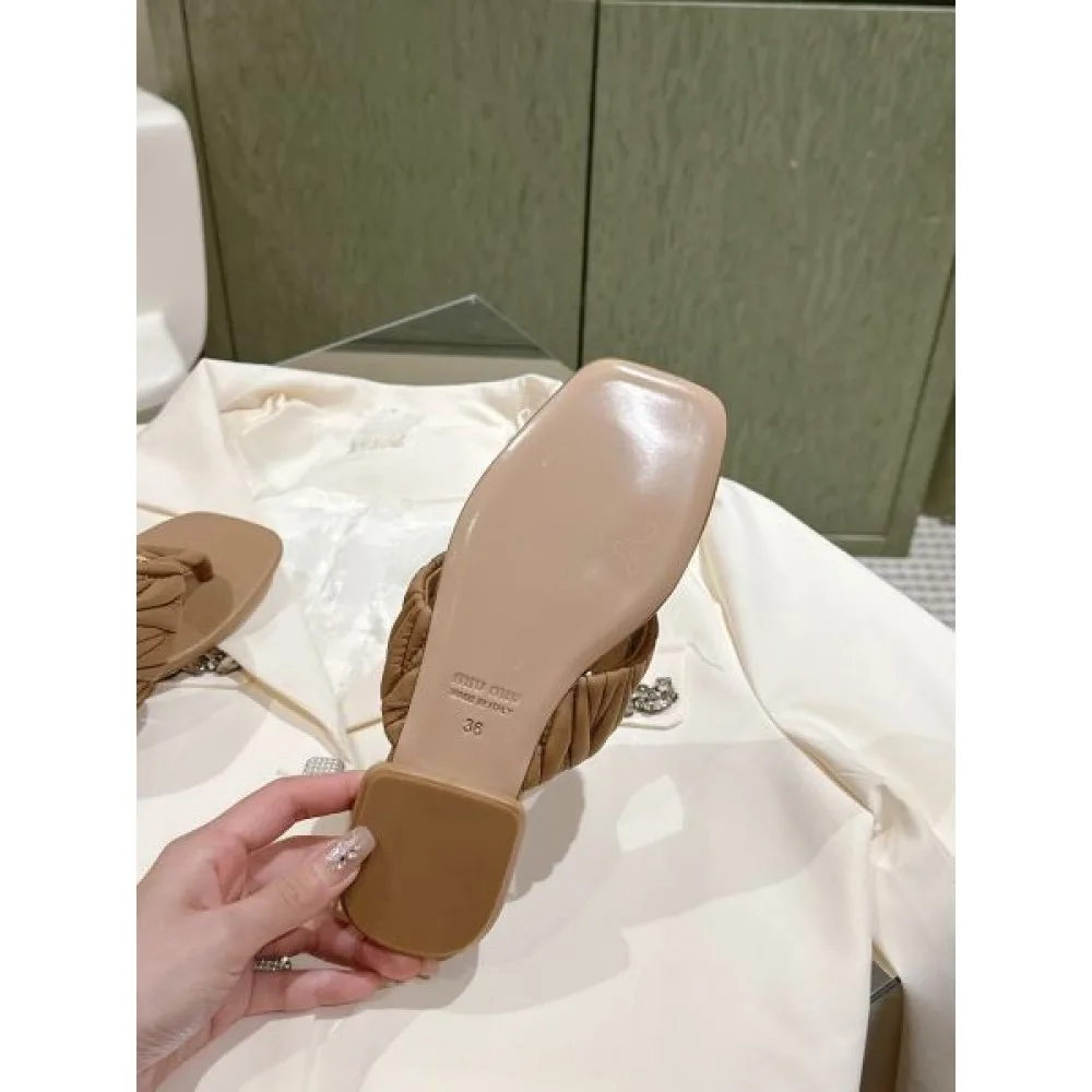 2026 TOPセラー賞受賞! MIU MIU ミュウミュウ レディーススリッパ 商品画像 9