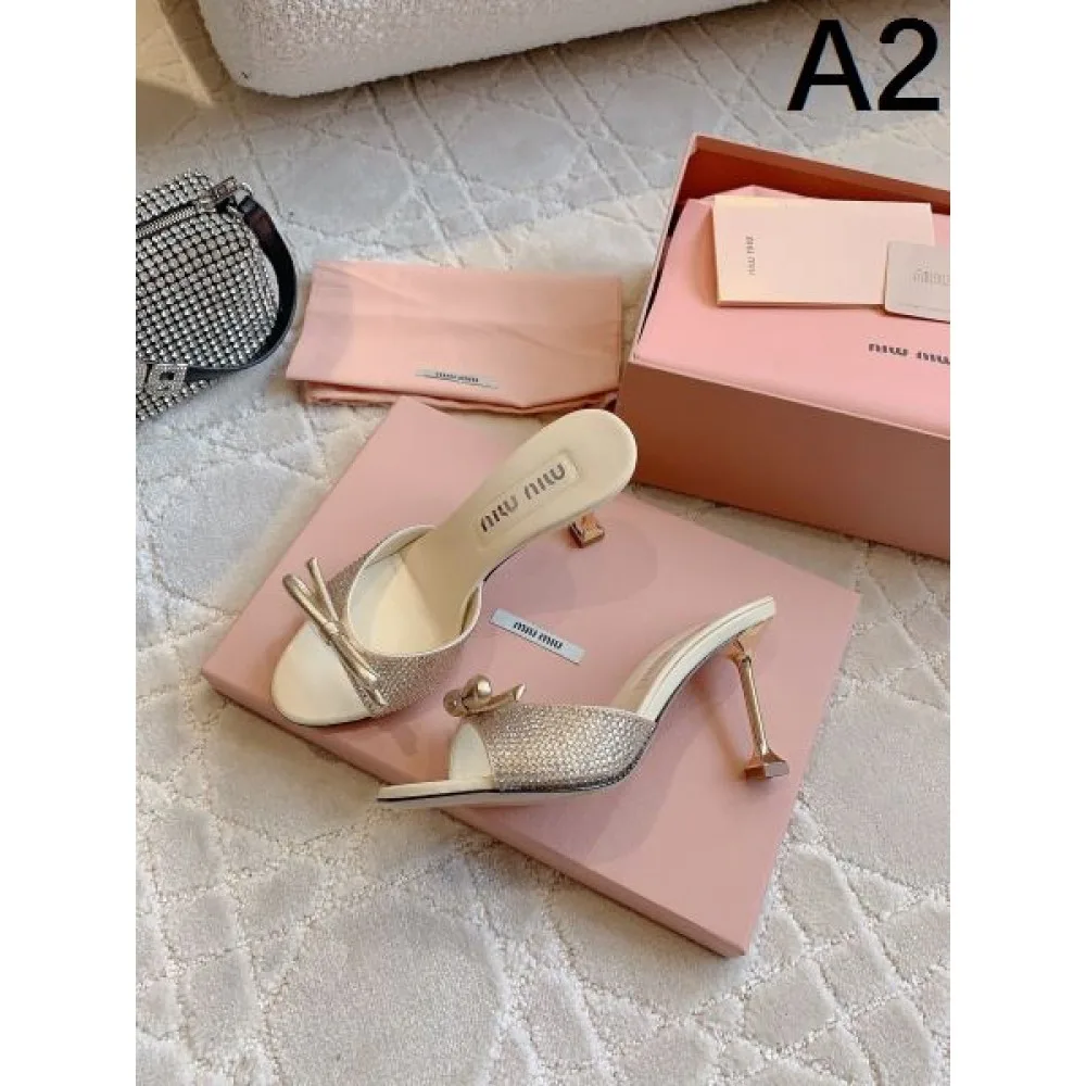 2026 最前線新作 MIU MIU ミュウミュウ レディースサンダル 商品画像 2