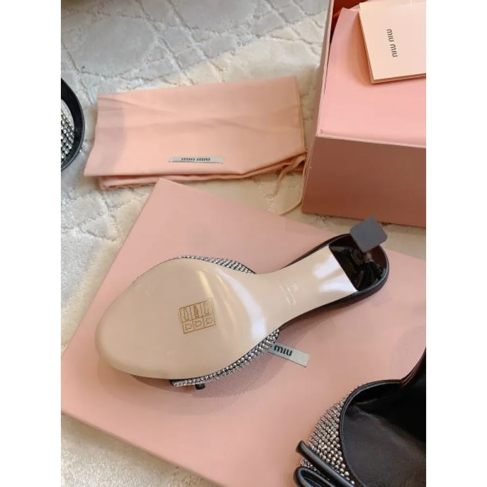 2026 最前線新作 MIU MIU ミュウミュウ レディースサンダル 商品画像 9
