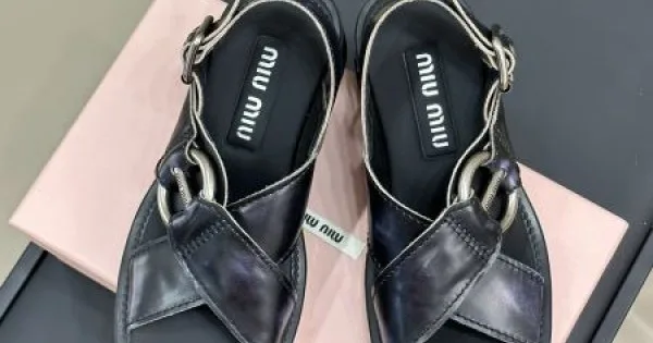 2026 激レア商品 MIU MIU ミュウミュウ レディースサンダル 商品画像 9