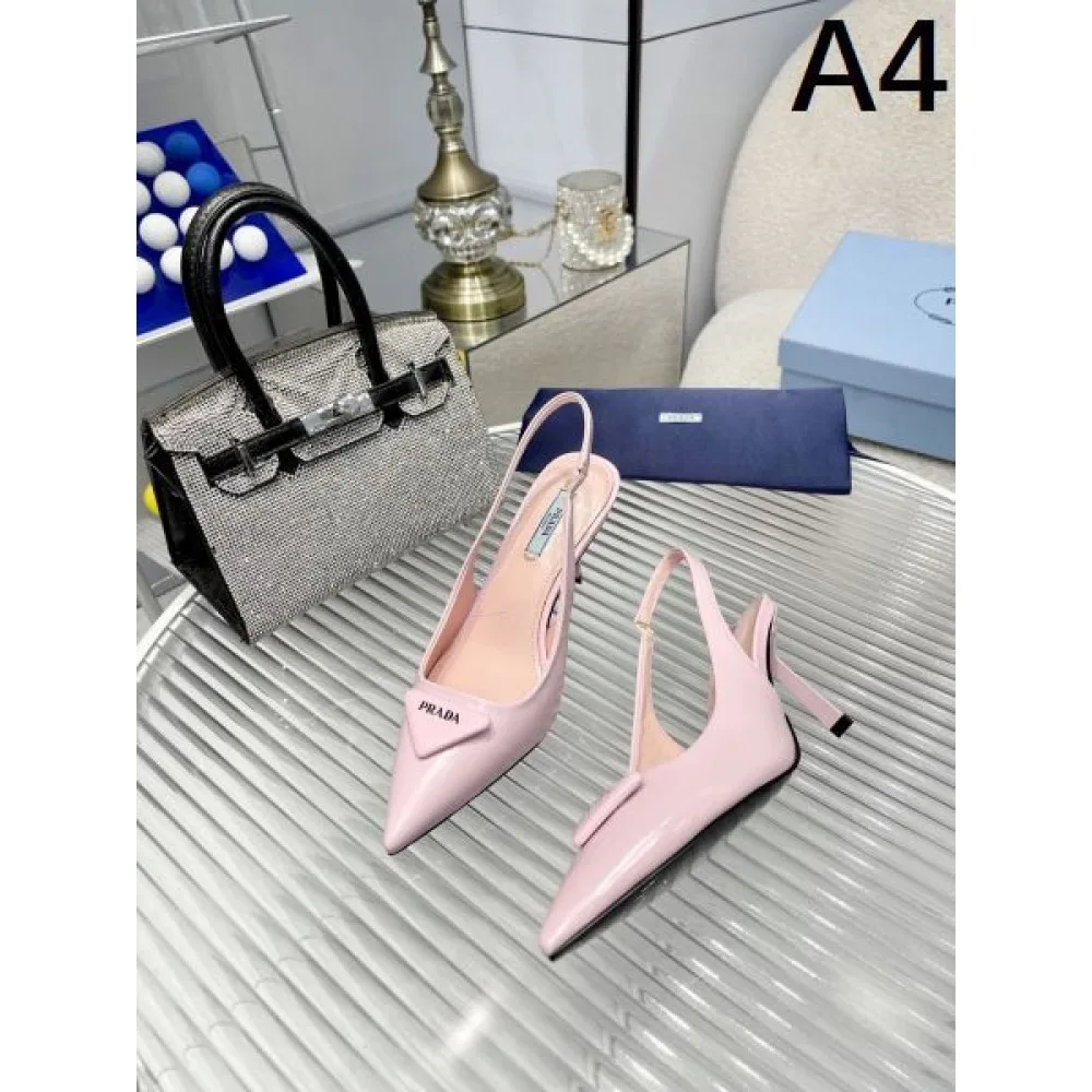 2026 今やセレブ御用達で大人気の PRADA プラダ レディースサンダル 商品画像 4