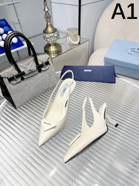 2026 今やセレブ御用達で大人気の PRADA プラダ レディースサンダル 商品画像 10