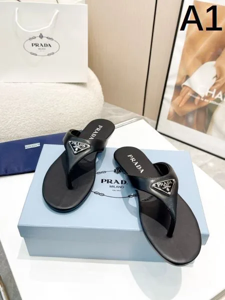 2026 おしゃれに見せるキーワード PRADA プラダ レディーススリッパ 商品画像 10