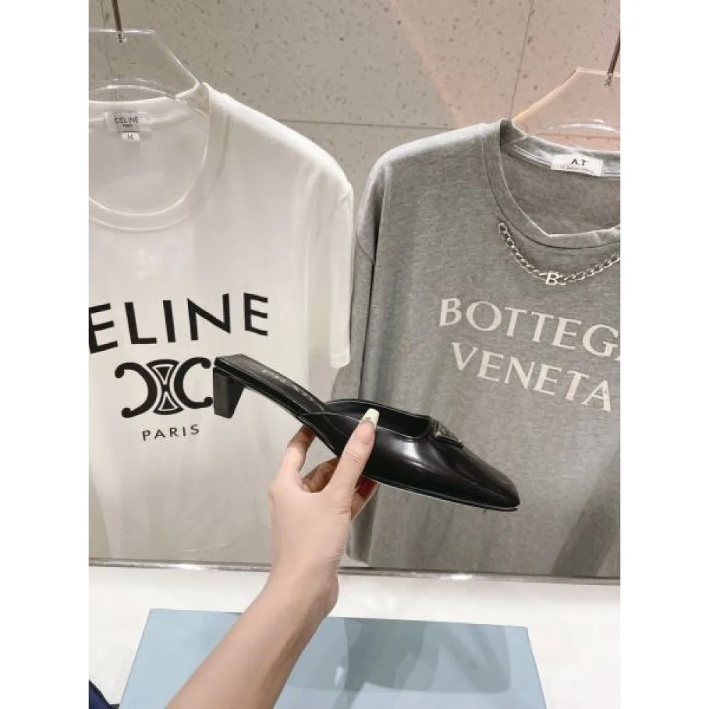 2026 品の良い優秀さコレクション PRADA プラダ レディーススリッパ 商品画像 3