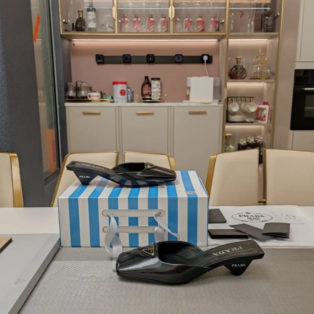 2026 夏に欠かせないアイテム PRADA プラダ レディースサンダル 商品画像 5