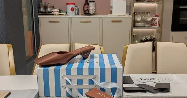 2026 新作限定華やかキュート PRADA プラダ レディースサンダル 商品画像 11