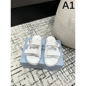 2026 大人買い必須なこの春夏 PRADA プラダ レディースサンダル 商品画像 1