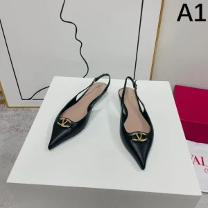 2026 抜群な新鮮度 VALENTINO ヴァレンティノ レディースサンダル 商品画像 1