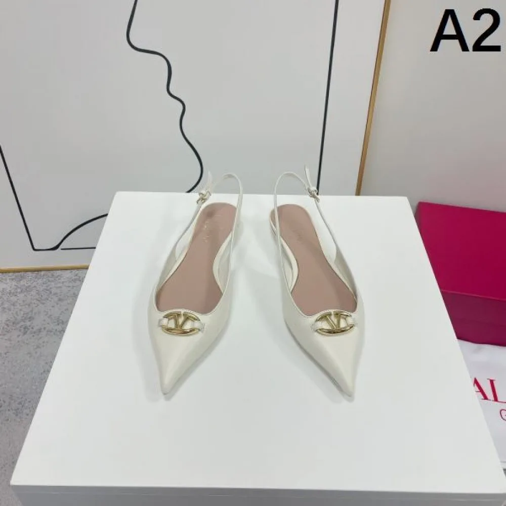 2026 抜群な新鮮度 VALENTINO ヴァレンティノ レディースサンダル 商品画像 2