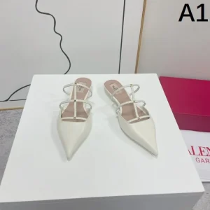 2026 抜群な通気性 VALENTINO ヴァレンティノ レディーススリッパ 商品画像 1