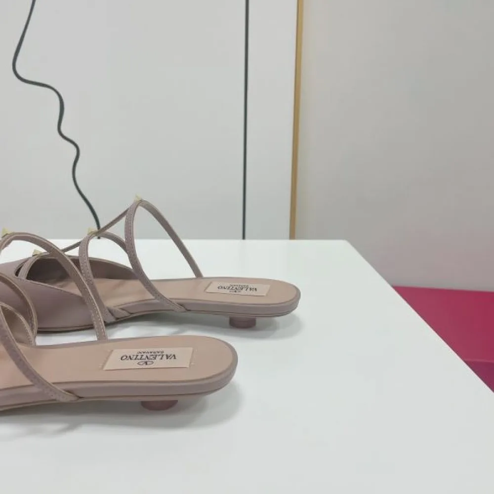2026 抜群な通気性 VALENTINO ヴァレンティノ レディーススリッパ 商品画像 8