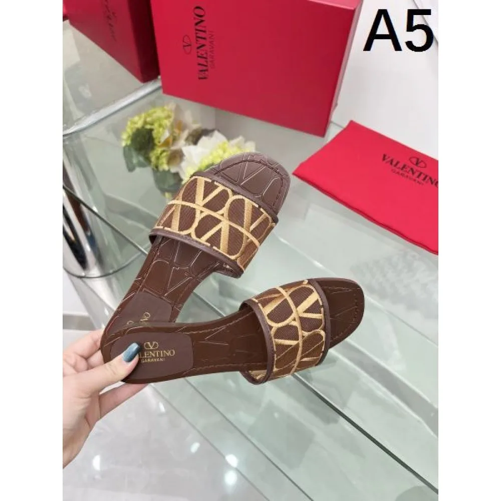 2026 色にも流行り VALENTINO ヴァレンティノ レディーススリッパ 商品画像 5