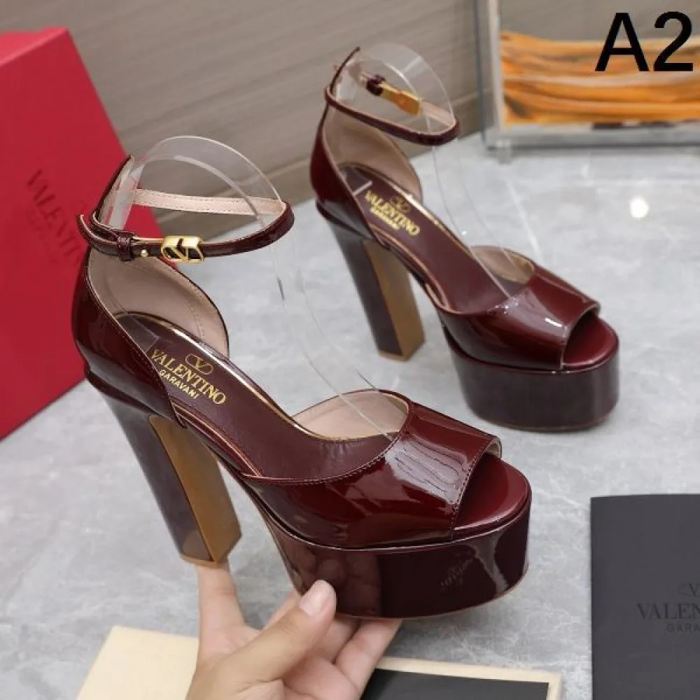2026 洗練デザイン VALENTINO ヴァレンティノ レディースサンダル 商品画像 2