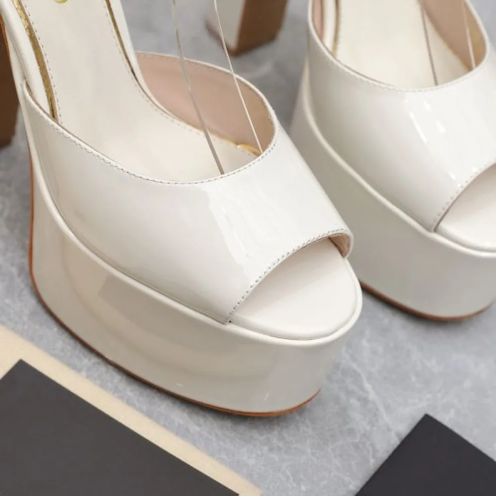 2026 洗練デザイン VALENTINO ヴァレンティノ レディースサンダル 商品画像 8