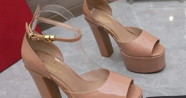 2026 洗練デザイン VALENTINO ヴァレンティノ レディースサンダル 商品画像 12