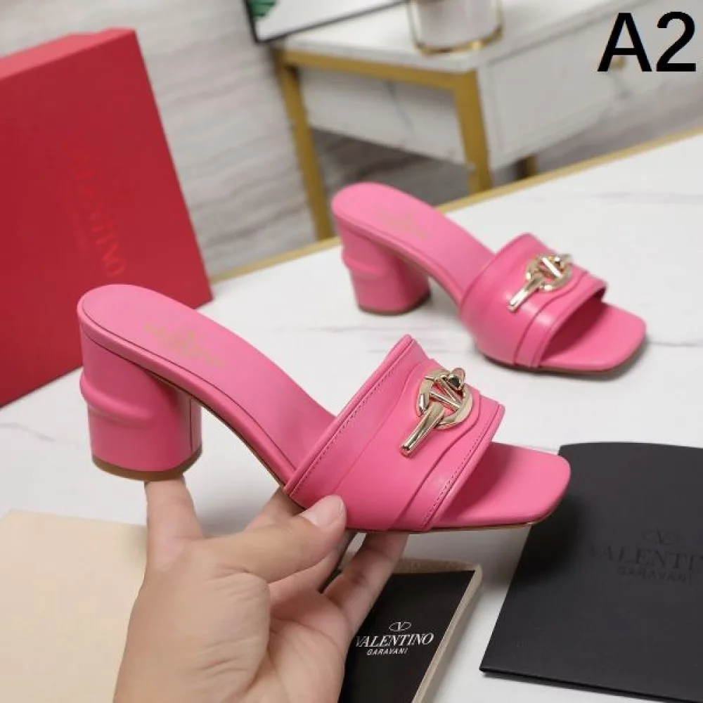 2026 ロゴが素敵 VALENTINO ヴァレンティノ レディースサンダル 商品画像 2
