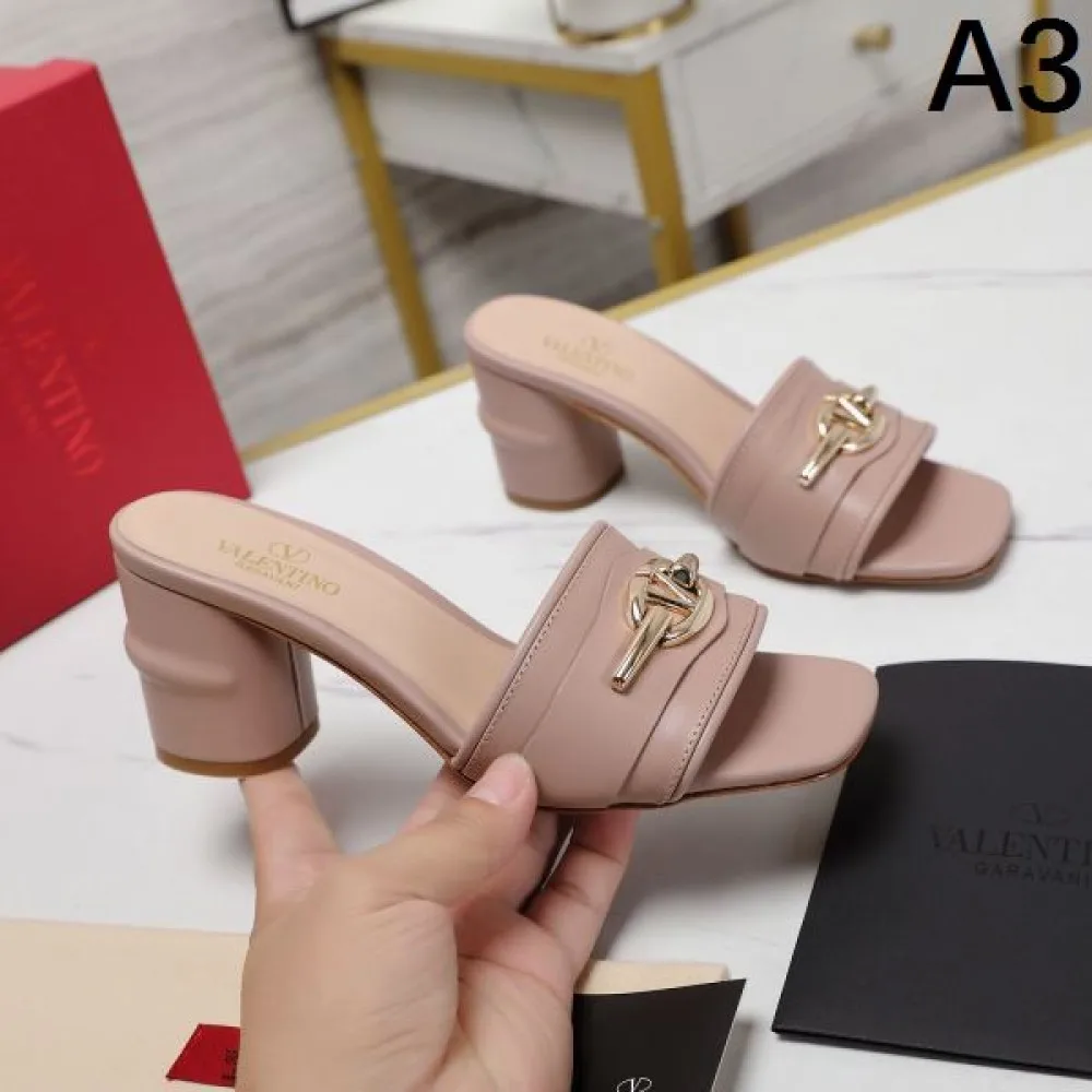 2026 ロゴが素敵 VALENTINO ヴァレンティノ レディースサンダル 商品画像 3