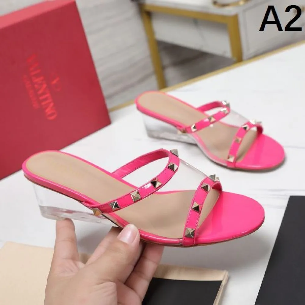 2026 限定生産品 VALENTINO ヴァレンティノ レディースサンダル 商品画像 2