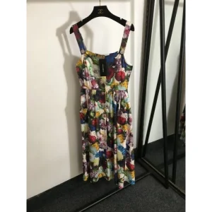 2026 ワンピース DOLCE&GABBANA ドルチェ&ガッバーナ 新作で希少 商品画像 1