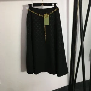 2026 ロングスカート GUCCI グッチ おしゃれ上級者の印象がある 商品画像 1