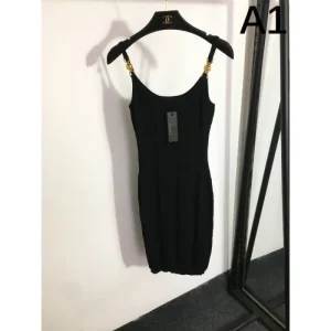 2026 ワンピース VERSACE ヴェルサーチェ 大人気カラー入荷! 商品画像 1