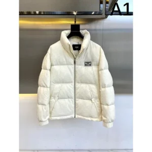 2024FW FENDI フェンデイ 存在感絶大スタイル メンズ用 ダウンジャケット 商品画像 1