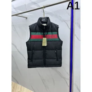 2024FW GUCCI グッチ 今季買い逃した人必見! メンズ用 ダウンベスト 商品画像 1