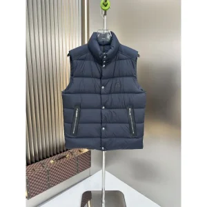 2024FW MONCLER モンクレール 視線を集めて メンズ用 ダウンジャケット 商品画像 1