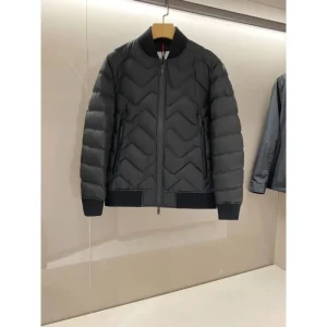 2024FW MONCLER モンクレール 大人っぽい雰囲気 メンズ用 ダウンジャケット 商品画像 1