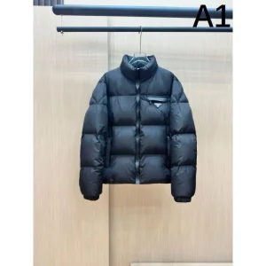 2024FW PRADA プラダ 新作限定お早めに メンズ用 ダウンジャケット 商品画像 1