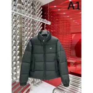 2024FW PRADA プラダ 国内希少!大人気 メンズ用 ダウンジャケット 商品画像 1