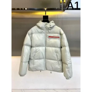 2024FW PRADA プラダ 秋冬で限定セール! メンズ用 ダウンジャケット 商品画像 1