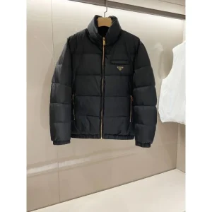 2024FW PRADA プラダ 着まわし抜群カラー メンズ用 ダウンジャケット 商品画像 1