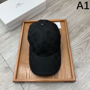 2026 帽子 BALENCIAGA バレンシアガ 即完売のアイテム 商品画像 1